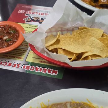El Mariachi 2 - Chips and salsa. - Mexican Near Me - Aiea, Hawaii