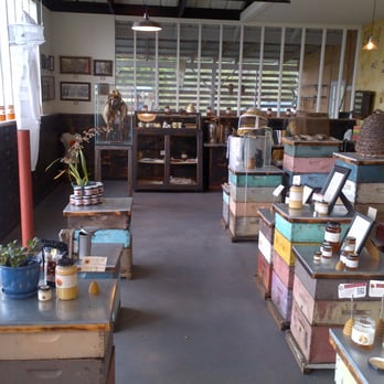 Big Island Bees - Museum-in-the-store - Honey Near Me - Captain Cook, Hawaii