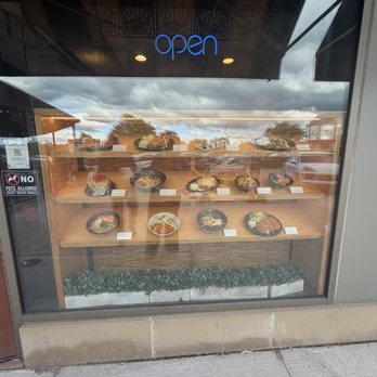 Ginza ramen - Outside window - Ramen Near Me - Rochester, Michigan