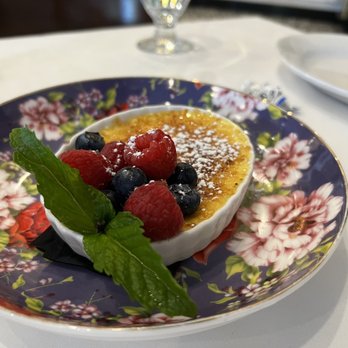 Baci Restaurante - Crème brûlée - Italian Near Me - Staten Island, New York Baci Restaurante - Crème brûlée - Italian Near Me - Staten Island, New York