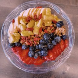 classic açaí bowl