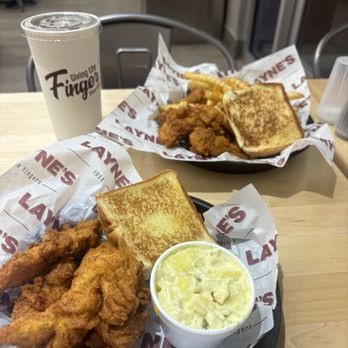 Layne's Chicken Fingers - Chicken Shop Near Me - San Marcos, Texas