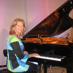 Jeanette Alexander - Performing at the Piano