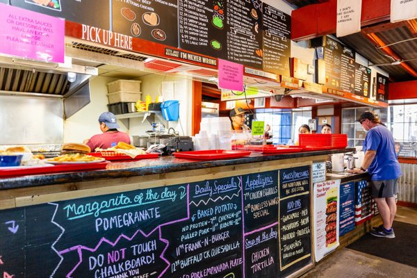 Live Oak Grill by null