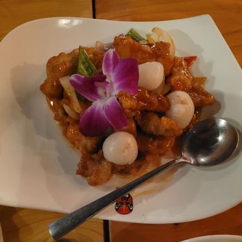 Chiho Bistro - Lychee Sweet & Sour Pork Tenderloin - Noodles Near Me - Seattle, Washington
