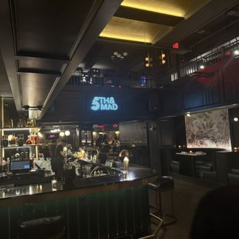 5th & Mad - Cocktail Bars Near Me - New York, New York