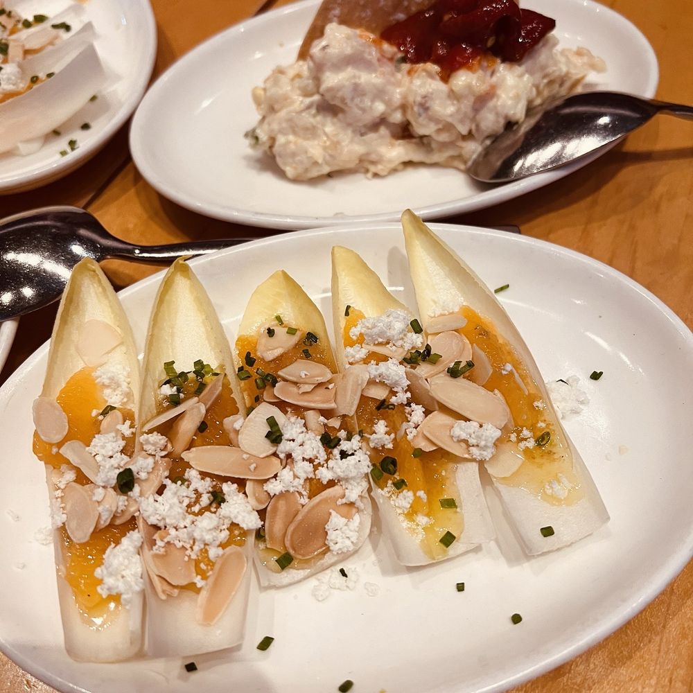 Jaleo - Endibias con Queso de Cabra y Naranjas - Spanish Near Me - Washington, DC, District of Columbia