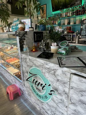 Zuri's Gourmet Donutz by null