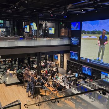 Tom's Watch Bar - Inside - Sports Bars Near Me - Milwaukee, Wisconsin Tom's Watch Bar - Inside - Sports Bars Near Me - Milwaukee, Wisconsin