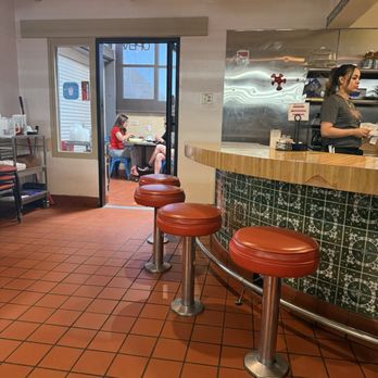 Duran Central Pharmacy - Empty seats at the counter - Mexican Near Me - Albuquerque, New Mexico