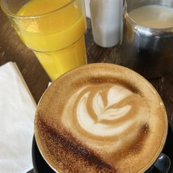 Lyons Cafe