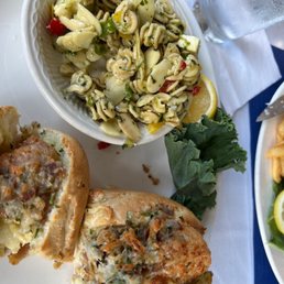 Scallop sandwich and daily side dish