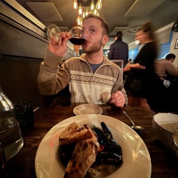 Plate - Mussels - American Near Me - Stowe, Vermont