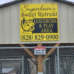 Sugarbear's Sweet Retreat Dog Boarding Kennel