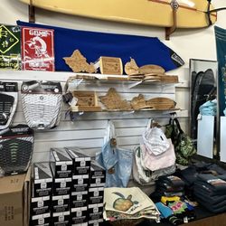 Makaha Surf and Souvenir