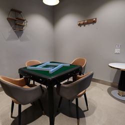Utopia Dream Cafe - Mahjong