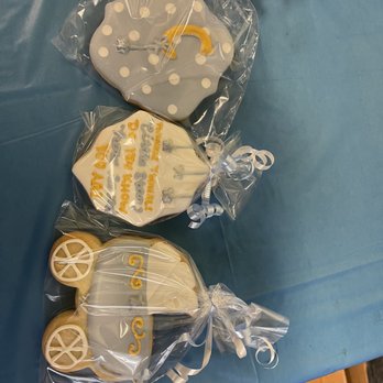 Candice's Confections - three decorated cookies - Custom Cakes Near Me - Reno, Nevada