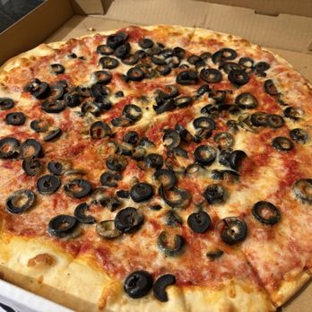 MOMBO’S PIZZA - Updated March 2026 - 172 Photos & 509 Reviews - 1880 ...