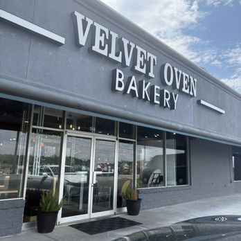 Velvet Oven Bakery - Bakeries Near Me - Cincinnati, Ohio Velvet Oven Bakery - Bakeries Near Me - Cincinnati, Ohio