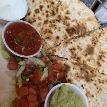 Alexus Steakhouse & Tavern - Chicken quesadillas. Not bad - Steakhouses Near Me - Clifton, New Jersey