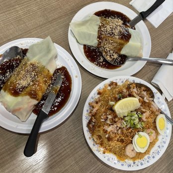 Salo Salo Kitchen - Fresh lumpia and palabok - Filipino Near Me - West Covina, California Salo Salo Kitchen - Fresh lumpia and palabok - Filipino Near Me - West Covina, California