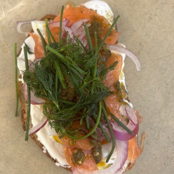 Fig Tree - Smoked salmon tartine - Cafes Near Me - Los Angeles, California Fig Tree - Smoked salmon tartine - Cafes Near Me - Los Angeles, California
