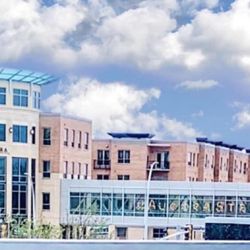 Aurora on France Vibrant Senior Living and Care - Enjoy better senior living in Edina, MN whether you are venturing into retirement or need to simplify daily living.