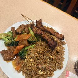 Hong Kong Treasure - Beef Brocoli and Fried rice