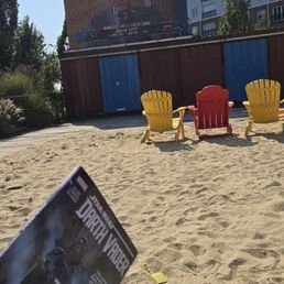 Star Wars is superior to sports. Drinks at Constitution Yard on a Sunday beats all!