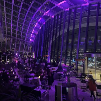 Sky Garden - The lights turned purple - Landmarks & Historical Buildings Near Me - London, XGL Sky Garden - The lights turned purple - Landmarks & Historical Buildings Near Me - London, XGL