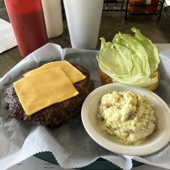 Nicole's On the River - Big cheese with potato salad - Cafes Near Me - Orange Park, Florida Nicole's On the River - Big cheese with potato salad - Cafes Near Me - Orange Park, Florida
