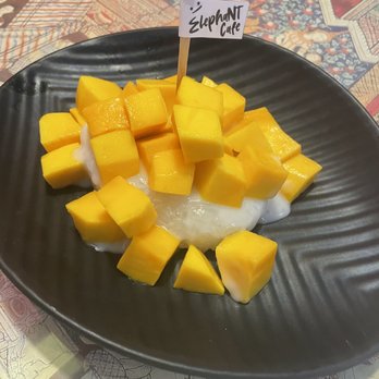 Elephant Cafe - Sticky Rice with Mango - Thai Near Me - Lake Forest, California Elephant Cafe - Sticky Rice with Mango - Thai Near Me - Lake Forest, California