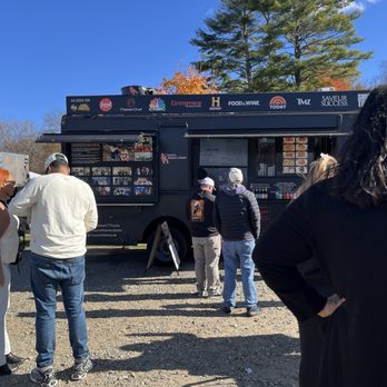 Cousins Maine Lobster - Truck - Food Trucks Near Me - Simsbury, Connecticut Cousins Maine Lobster - Truck - Food Trucks Near Me - Simsbury, Connecticut