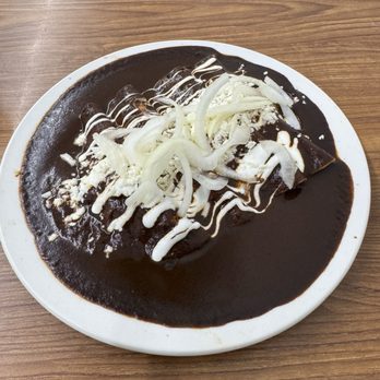 La Lamba - Enmoladas - Mexican Near Me - Montreal, Quebec