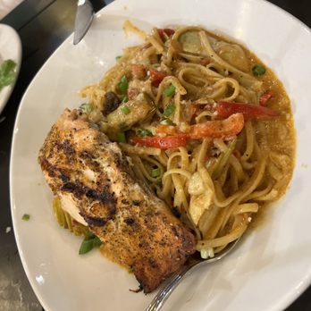 Bonefish Grill - Salmon Bonefish Signature Pasta - Seafood Near Me - Jacksonville, Florida