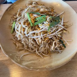 Pad thai chicken Pad thai chicken