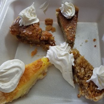 Sunglow Restaurant - Pie Sampler - Cafes Near Me - Bicknell, Utah Sunglow Restaurant - Pie Sampler - Cafes Near Me - Bicknell, Utah