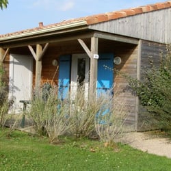 Terres de France - Natura Resort Pescalis - L'extérieur des cottages
