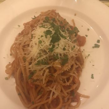 Yellow Bar - Spaghetti pasta with bacon and cheese - Pizza Near Me - Florence, FI