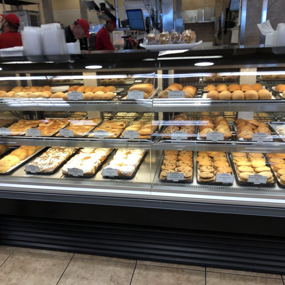 Buc-ee's - Waller - Gas Stations Near Me - Waller, Texas