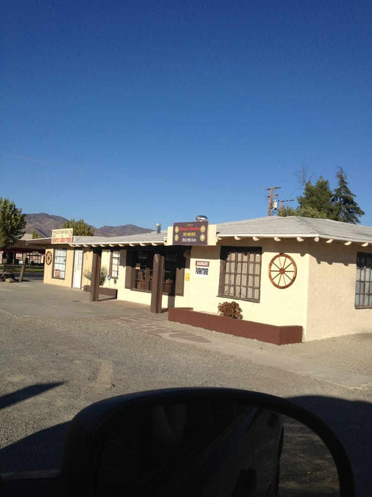 GARCIA’S FURNITURE Updated September 2024 484 San Jacinto, Hemet, California Furniture