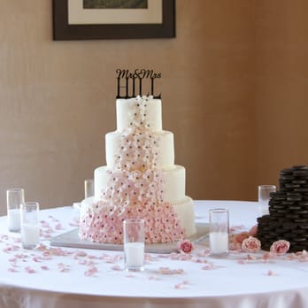 Krumbs Cakes - Our beautiful and yummy cake -- and our fun Oreo grooms cake :) - Bakeries Near Me - San Rafael, California Krumbs Cakes - Our beautiful and yummy cake -- and our fun Oreo grooms cake :) - Bakeries Near Me - San Rafael, California