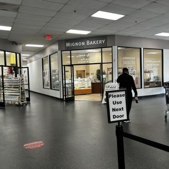 Valley Marketplace - Grocery Near Me - Reseda, California