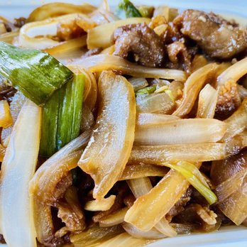 Asian Snack - Enjoying some yum - Chinese Near Me - Indianapolis, Indiana