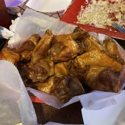 Summits Wayside Tavern - Hot wings with TMI on the side