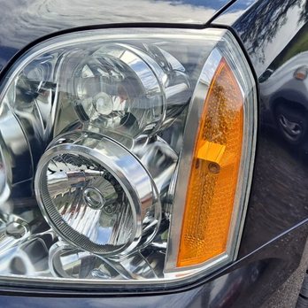 Diamond Brite Headlight Refinishing - Driver side headlight | finished result after restoration - Auto Detailing Near Me Diamond Brite Headlight Refinishing - Driver side headlight | finished result after restoration - Auto Detailing Near Me