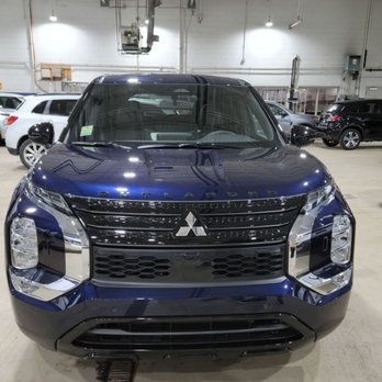 Countryside Mitsubishi - 2022 Mitsubishi Outlander black edition. - Car Dealers Near Me - Countryside, Illinois Countryside Mitsubishi - 2022 Mitsubishi Outlander black edition. - Car Dealers Near Me - Countryside, Illinois