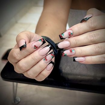 Refine Nails & Spa - Nail Salons Near Me - Chicago, Illinois Refine Nails & Spa - Nail Salons Near Me - Chicago, Illinois