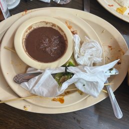 I devoured the camarones pinchos and la pop usa de frijol y queso. I devoured the camarones pinchos and la pop usa de frijol y queso.