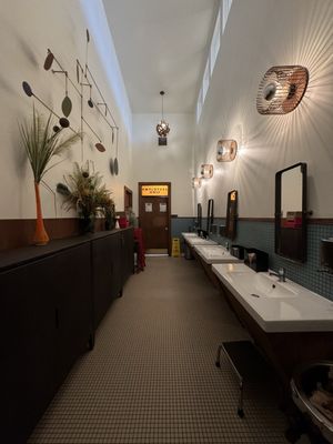 Sawyer & Co by null